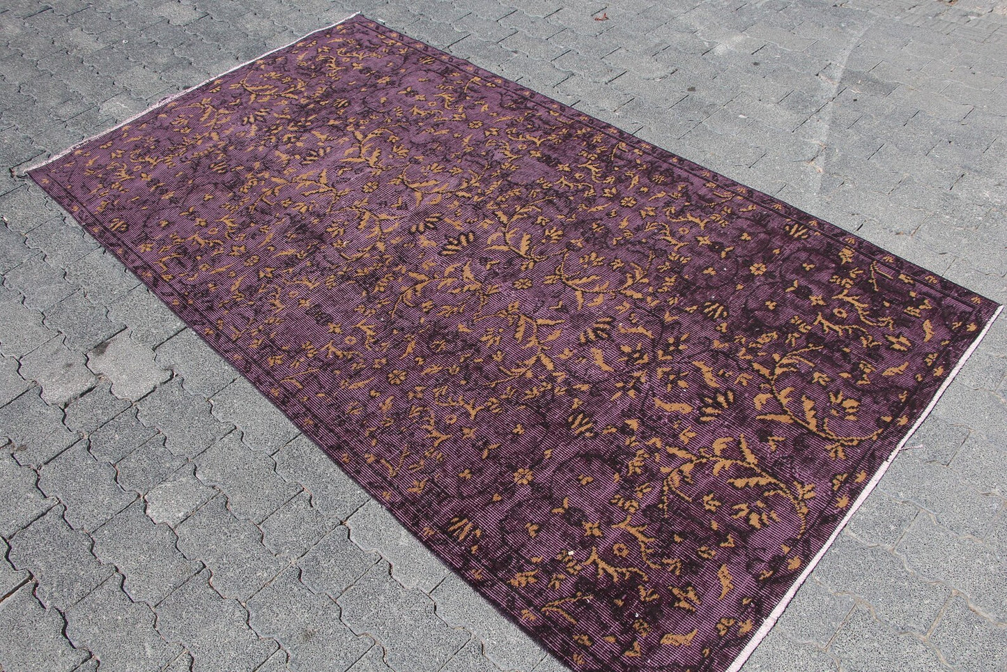 Vintage Turkish Accent Area rug 3.8 x 7 ft