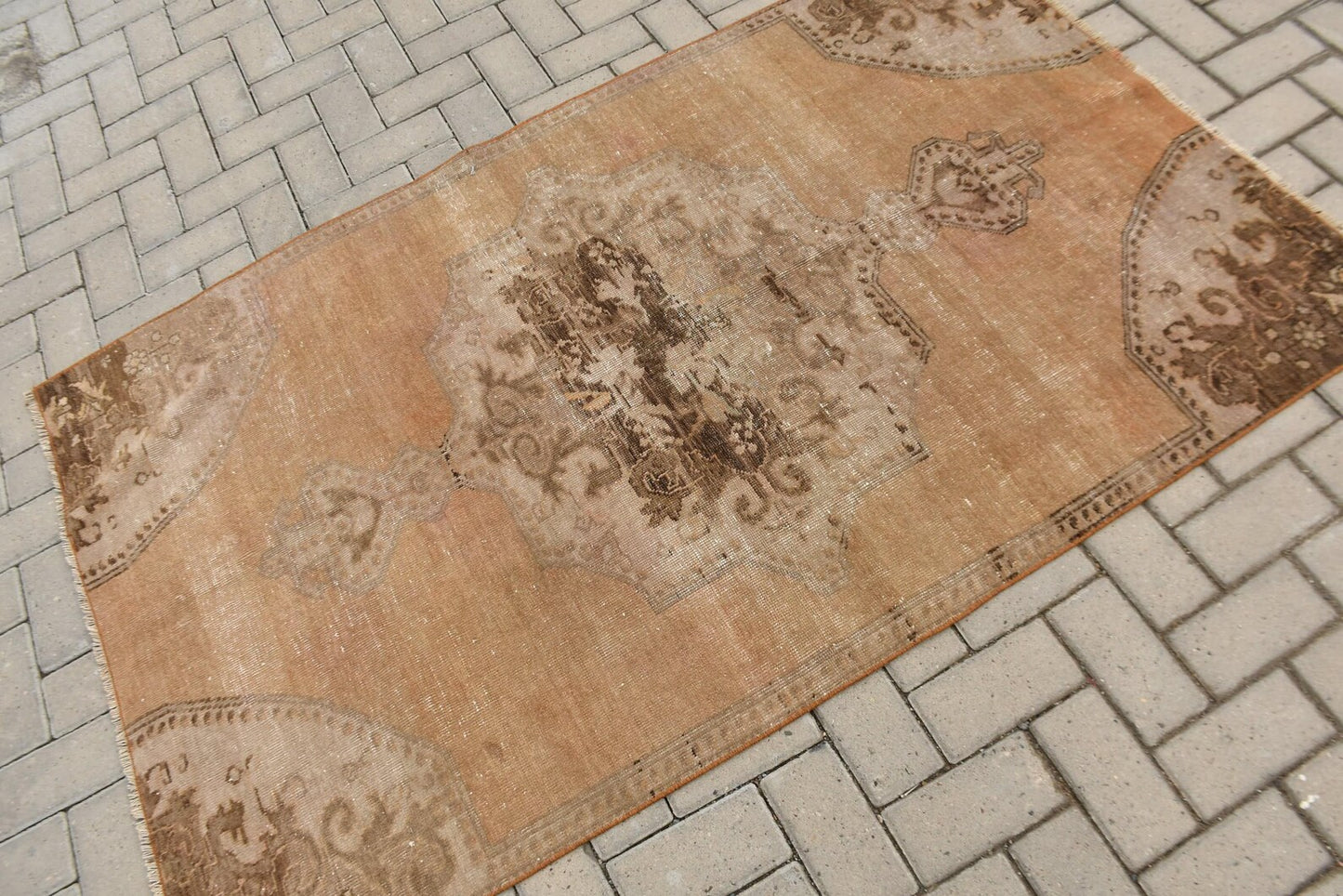 Vintage Turkish Accent Area rug 3.7 x 6.1 ft