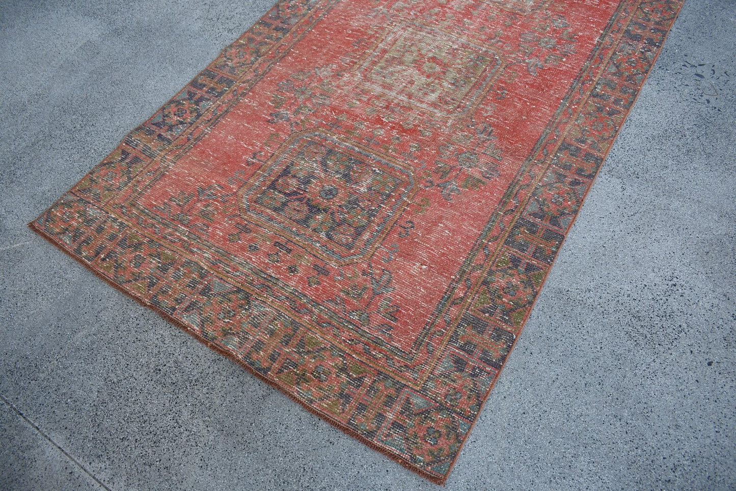 Vintage Turkish Accent Area rug 3.8 x 10.2 ft