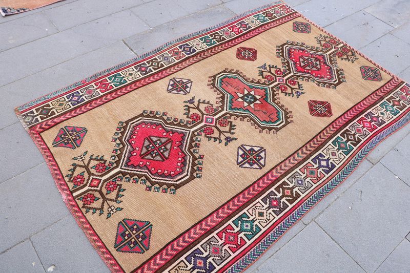 Vintage Turkish Accent Area rug 4.2 x 6.3 ft