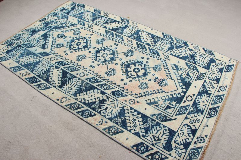 Vintage Turkish Accent Area rug 3.9 x 6.9 ft