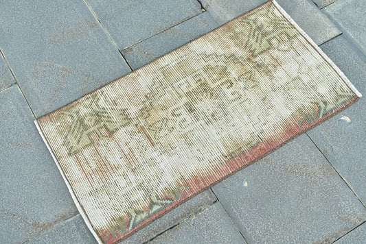 Vintage Turkish Mini Rug 1.4 x 2.6 ft
