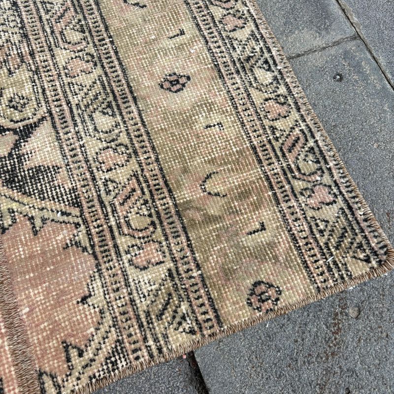 Vintage Turkish Runner Rug 2.3 x 5.5 ft