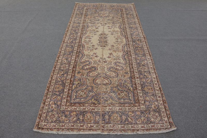 Vintage Turkish Accent Area rug 4 x 8.9 ft
