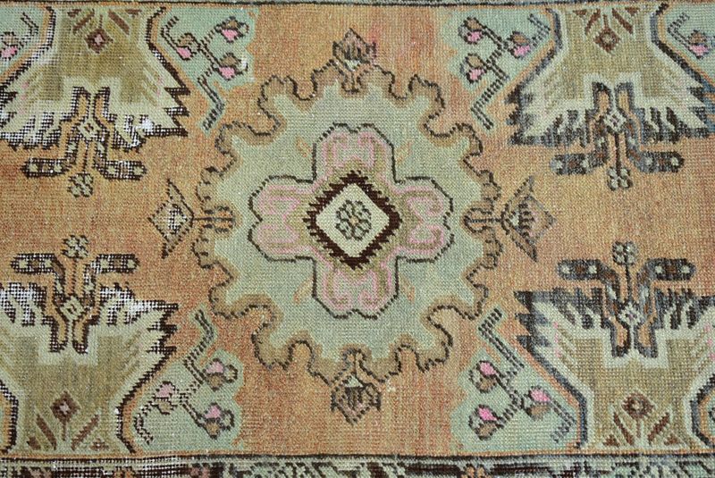Vintage Turkish Mini Rug 1.6 x 2.7 ft
