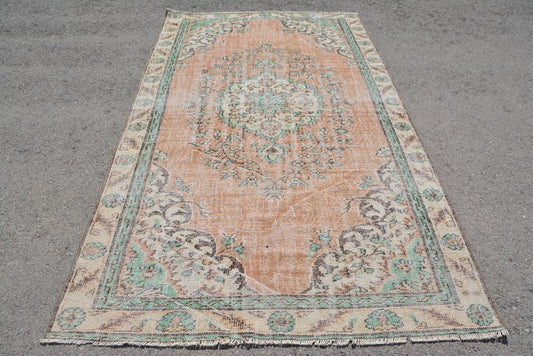 Vintage Turkish Accent Area rug 5.2 x 9.2 ft