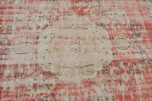 Vintage Turkish Accent Area rug 4.5 x 9.4 ft