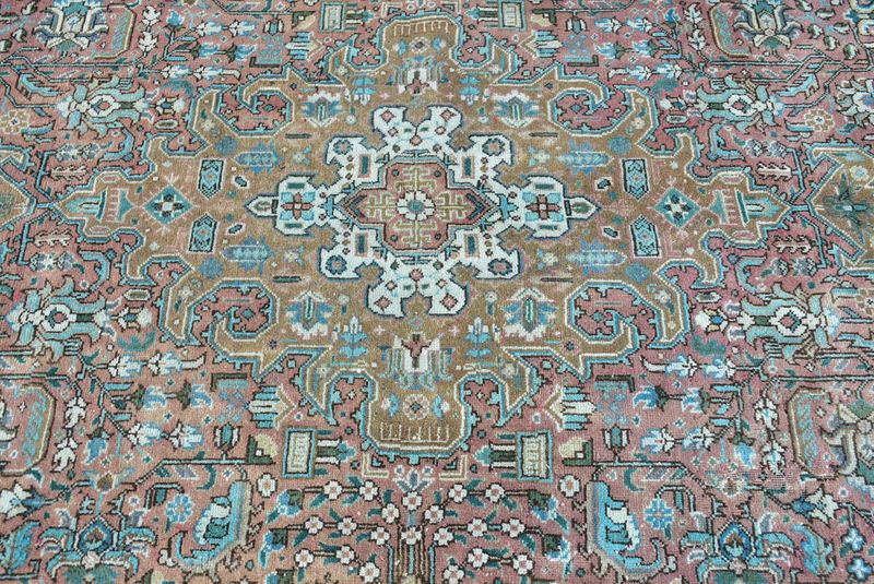 XL Vintage Persian Accent Area Rug 6.4 x 8.4 ft