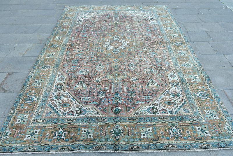 XL Vintage Persian Accent Area Rug 6.4 x 8.4 ft