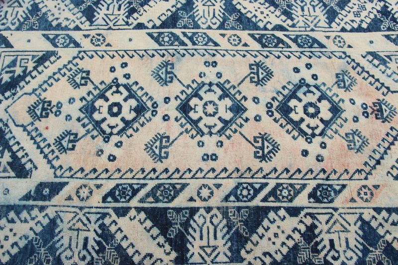 Vintage Turkish Accent Area rug 3.9 x 6.9 ft