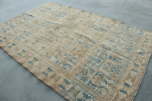 XL Vintage Turkish Accent Area Rug 6.6 x 9.6 ft