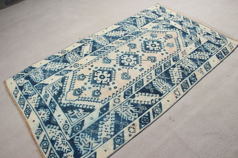 Vintage Turkish Accent Area rug 3.9 x 6.9 ft