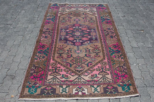 Vintage Persian Accent Area Rug 4.2 x 6.8 ft