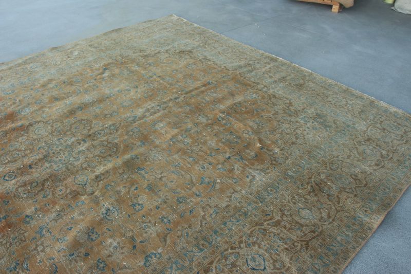 XL Vintage Turkish Accent Area Rug 10.2 x 13.5 ft