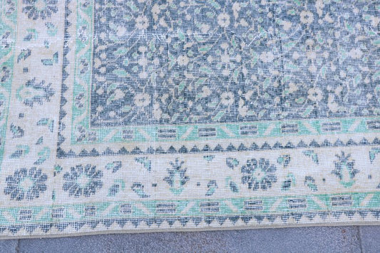 XL Vintage Turkish Accent Area rug 6.6 x 9.1 ft