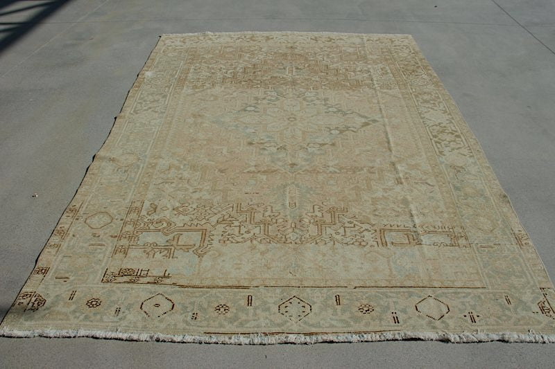 XL Vintage Turkish Accent Area Rug 6.2 x 9.5 ft
