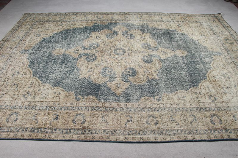 XL Vintage Turkish Accent Area Rug 7.2 x 10.2 ft