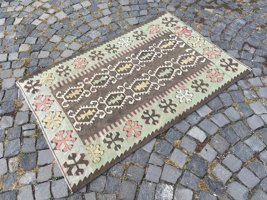 Vintage Turkish Accent Area rug 3.4 x 5.3 ft