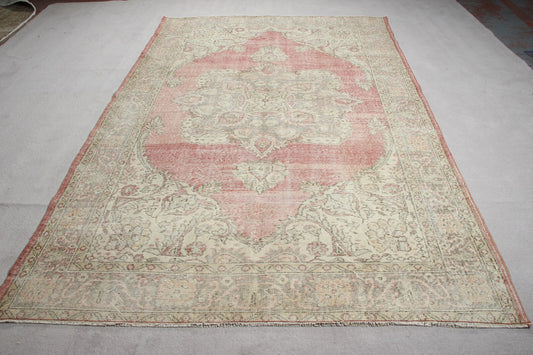 XL Vintage Turkish Accent Area Rug 6.2 x 8.7 ft