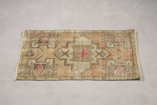 Vintage Turkish Mini Rug 1.5 x 3.1 ft