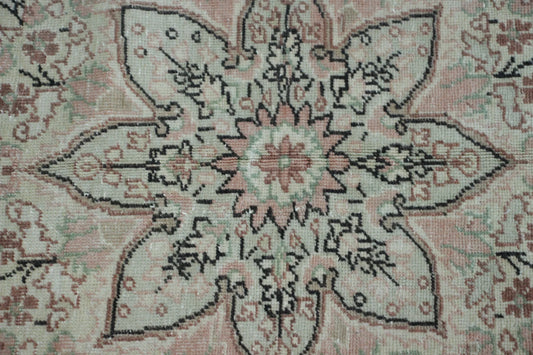 XL Vintage Turkish Accent Area Rug 6.4 x 10.1 ft