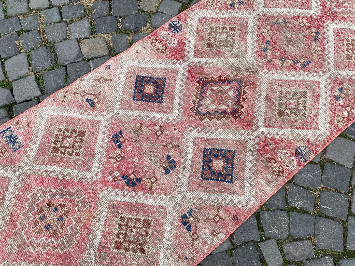 Vintage Turkish Runner Rug 2.8 x 9.4 ft