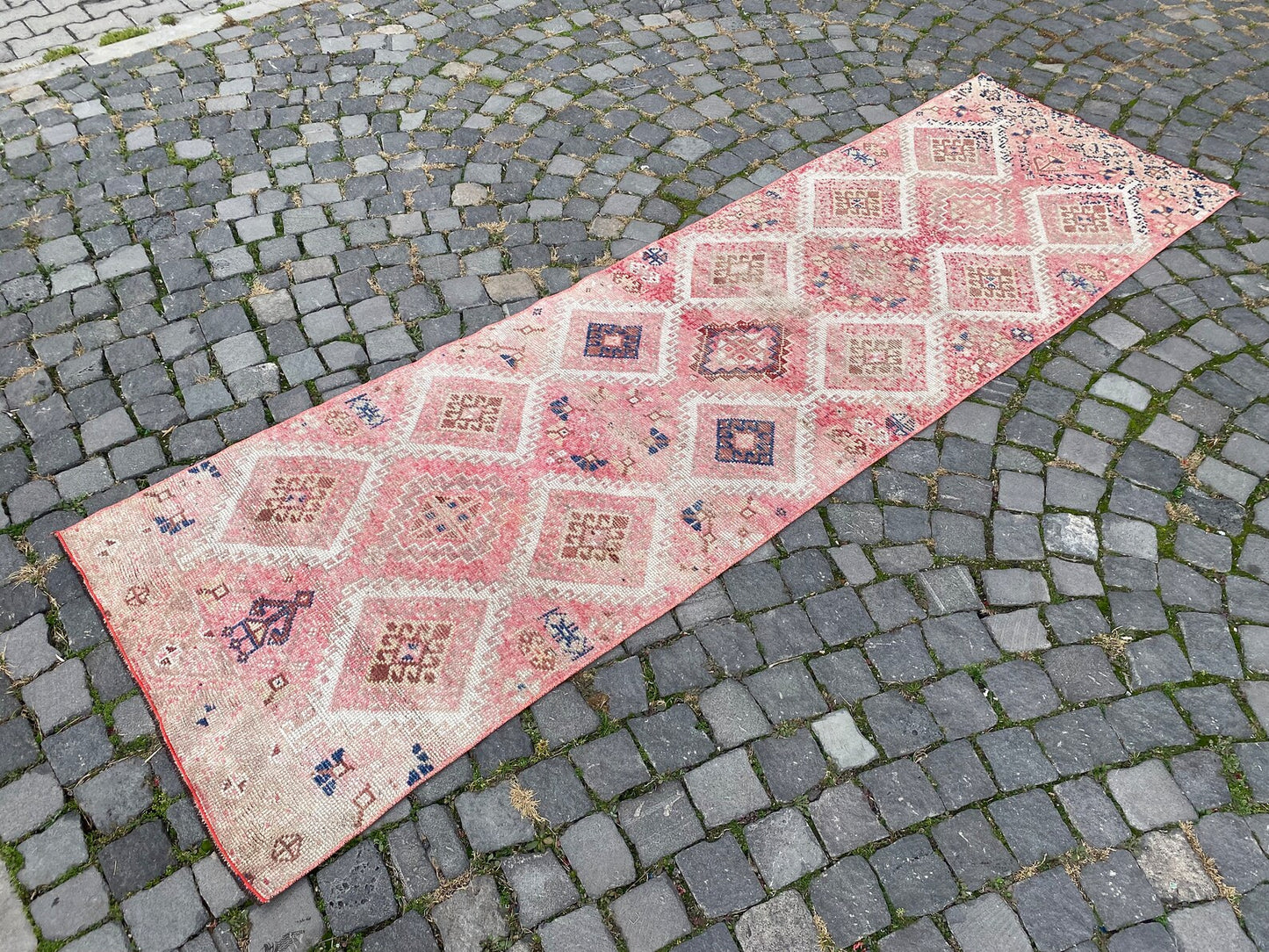 Vintage Turkish Runner Rug 2.8 x 9.4 ft