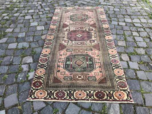 Vintage Turkish Accent Area rug 2.7 x 5.9 ft