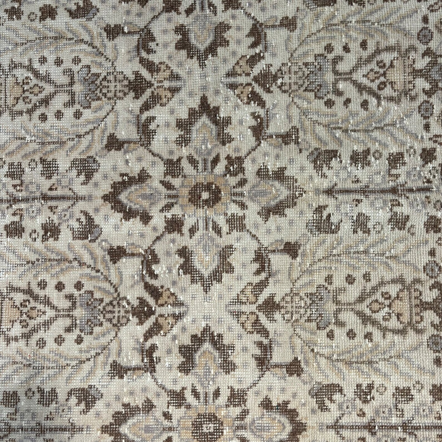 Vintage Turkish Accent Area rug 5.1 x 9.2 ft