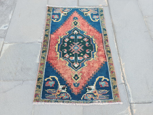 Vintage Turkish Mini Rug 1.8 x 2.9 ft