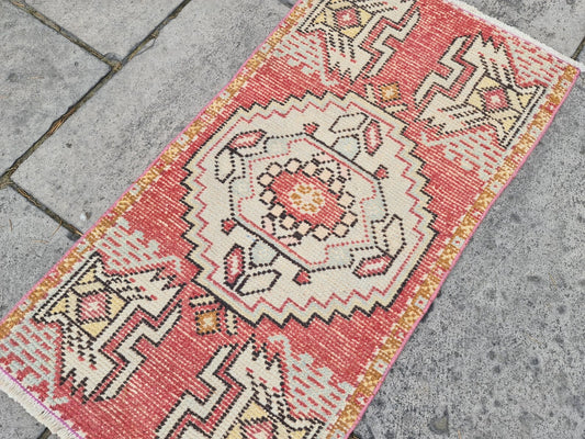 Vintage Turkish Mini Rug 1.5 x 2.9 ft