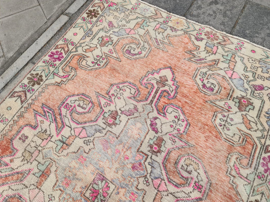 Vintage Turkish Accent Area rug 4.4 x 7.2 ft