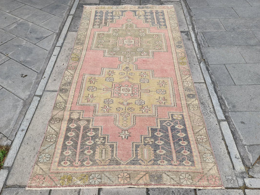 Vintage Turkish Accent Area rug 4.2 x 8.3 ft