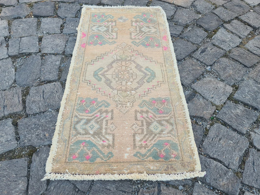 Vintage Turkish Mini Rug 1.5 x 2.9 ft