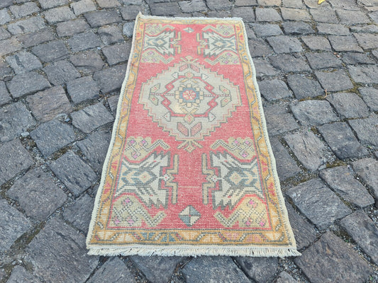 Vintage Turkish Mini Rug 1.5 x 3 ft