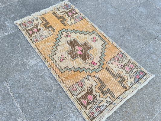 Vintage Turkish Mini Rug 1.4 x 2.5 ft