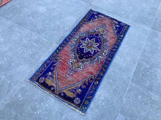 Vintage Turkish Mini Rug 1.2 x 2.8 ft