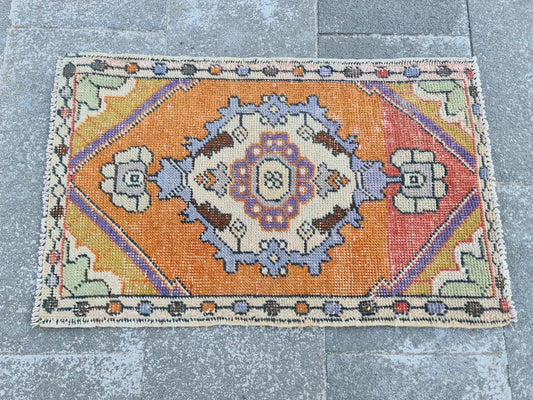 Vintage Turkish Mini Rug 1.6 x 2.6 ft