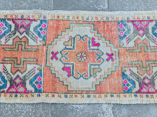 Vintage Turkish Mini Rug 1.6 x 3 ft