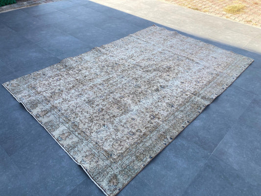 XL Vintage Turkish Accent Area Rug 6.2 x 9.6 ft
