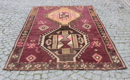 XL Vintage Caucasian Accent Area Rug 5.4 x 8.7 ft