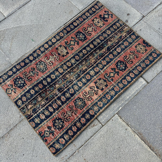 Vintage Turkish Mini Rug 1.7 x 2.5 ft