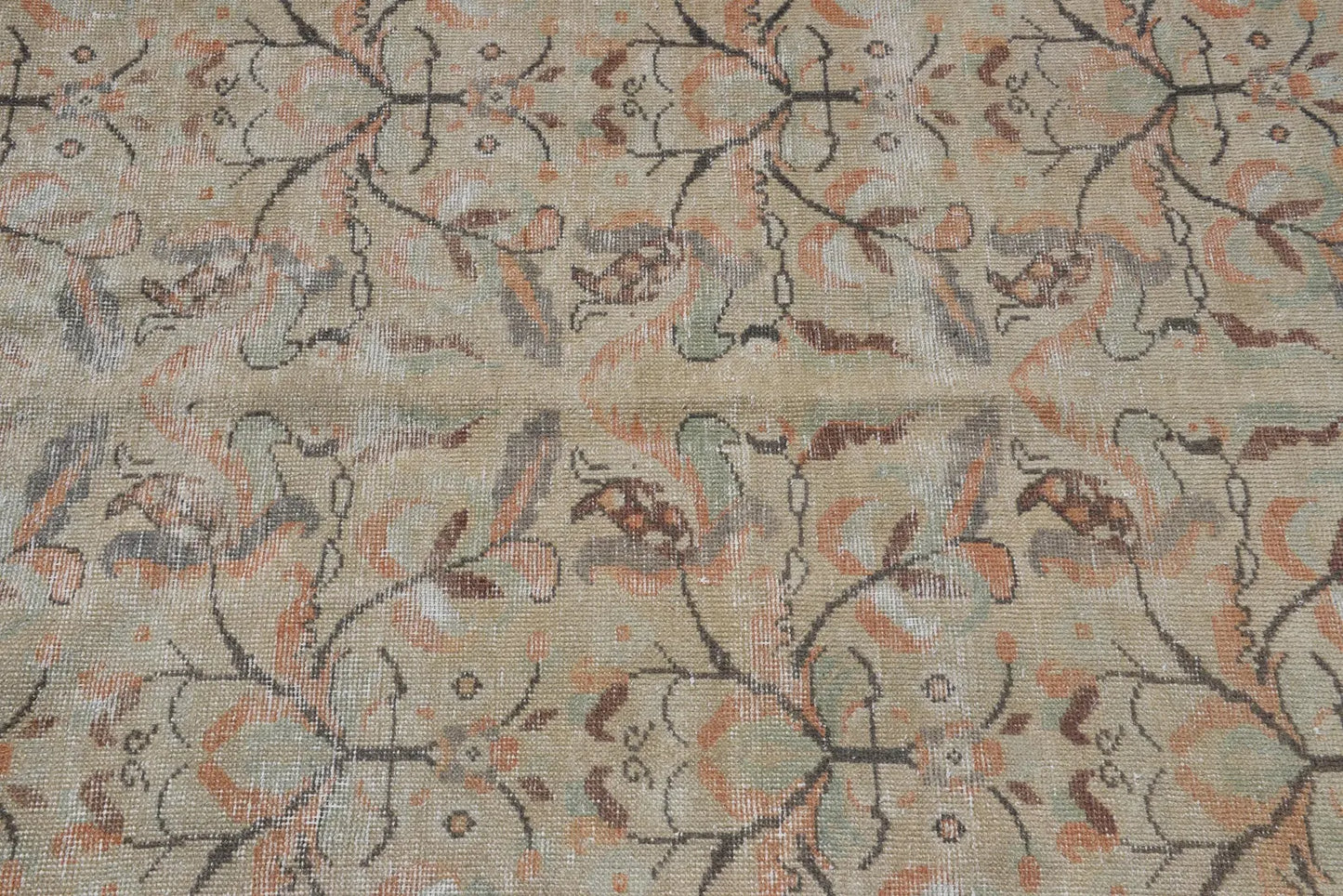 Vintage Turkish Accent Area rug 4.4 x 7.1 ft