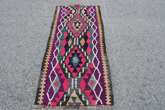 Vintage Turkish Runner Rug 2.5 x 5.6 ft