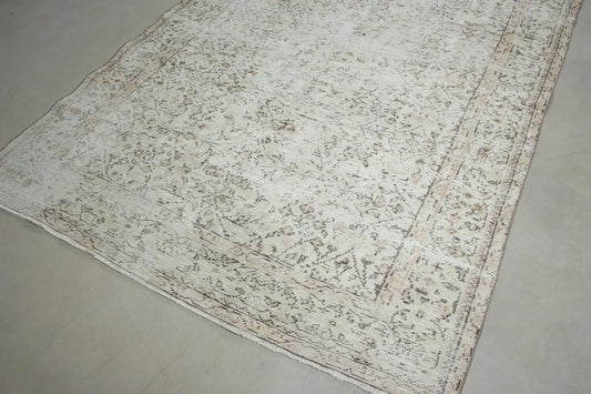XL Vintage Turkish Accent Area rug 6.1 x 8.6 ft