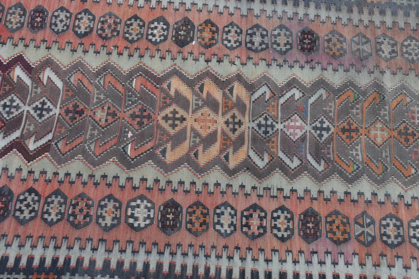 Vintage Turkish Accent Area rug 3.9 x 7.1 ft