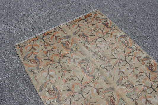 Vintage Turkish Accent Area rug 4.4 x 7.1 ft