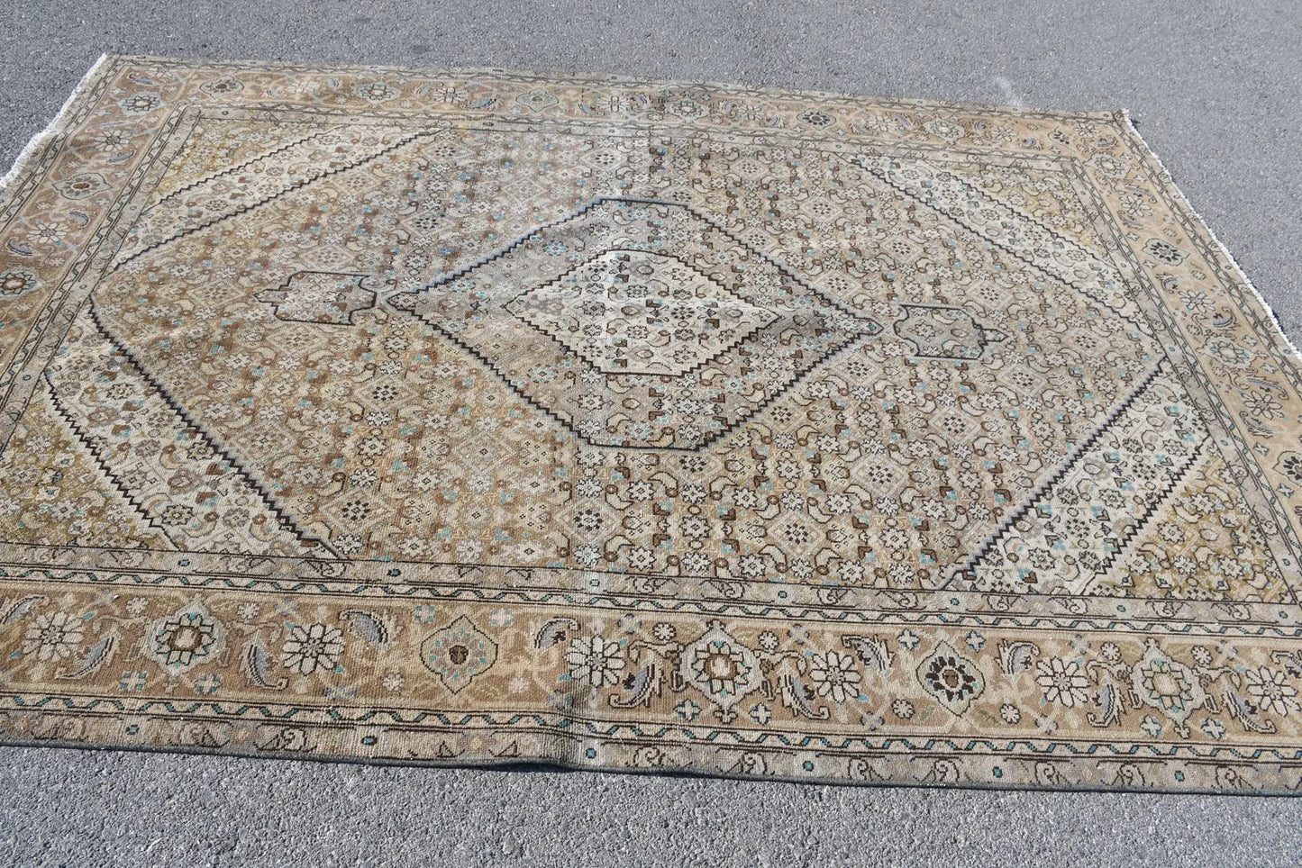 XL Vintage Turkish Accent Area Rug 6.5 x 9.3 ft