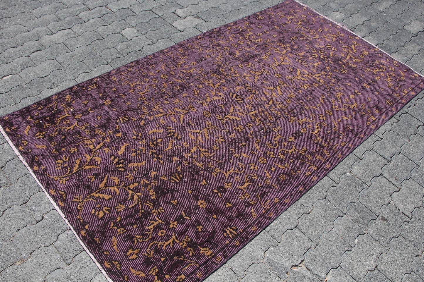 Vintage Turkish Accent Area rug 3.8 x 7 ft